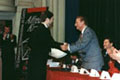 Consegna del Primo Premio del IV Concorso Internazionale di Canto Alfredo Kraus, Las Palmas de Gran Canaria, 1996. © Foto: Nacho González.